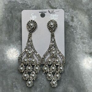Silver Pearl Drop Earrings